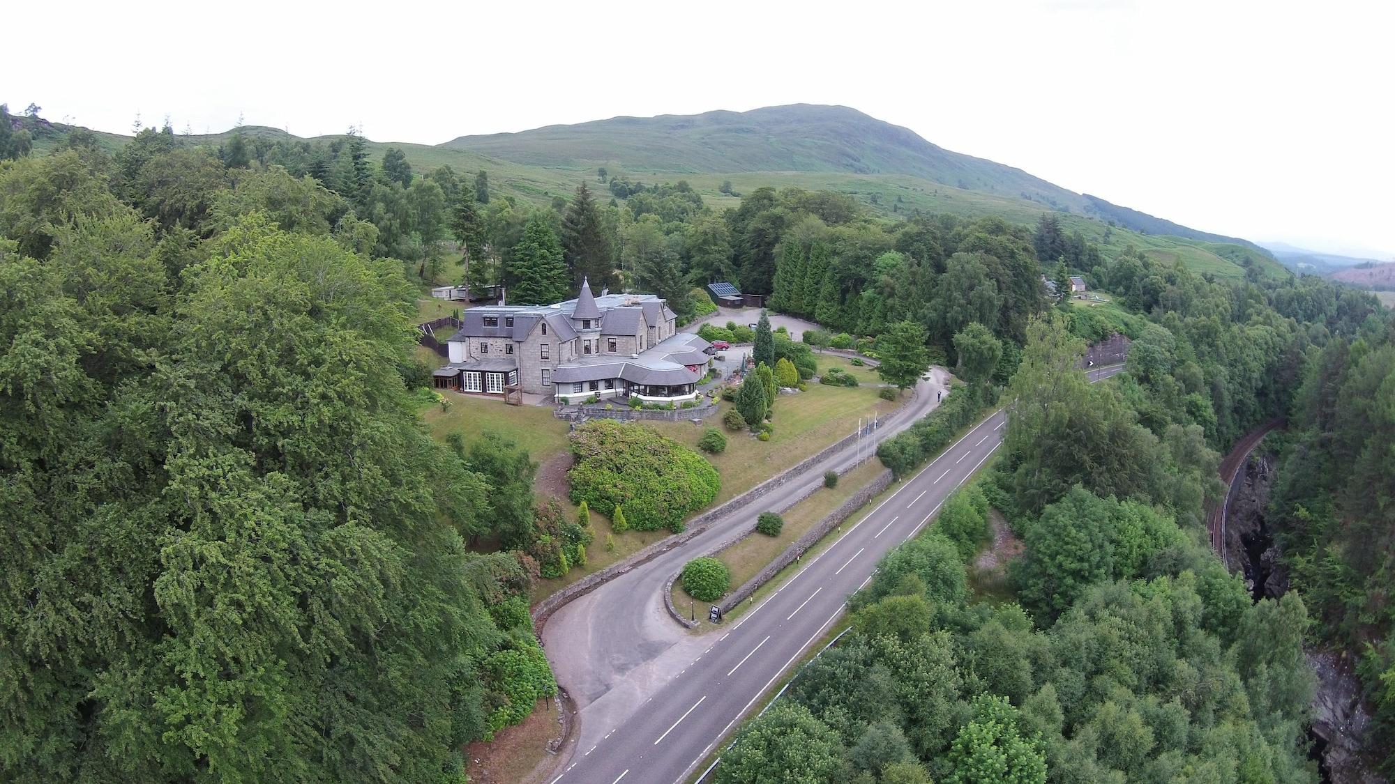 Glenspean Lodge Hotel Roybridge Esterno foto