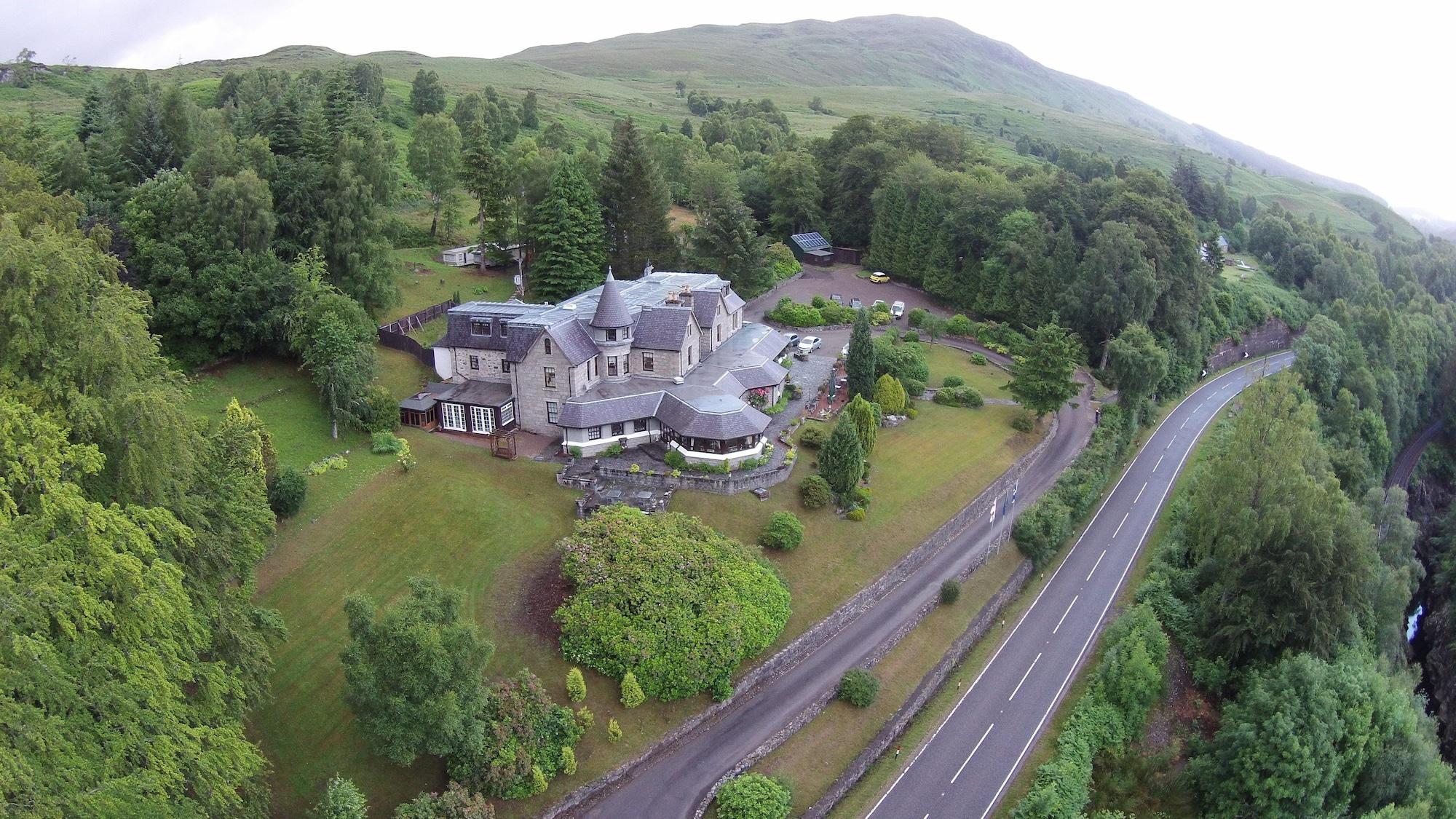 Glenspean Lodge Hotel Roybridge Esterno foto