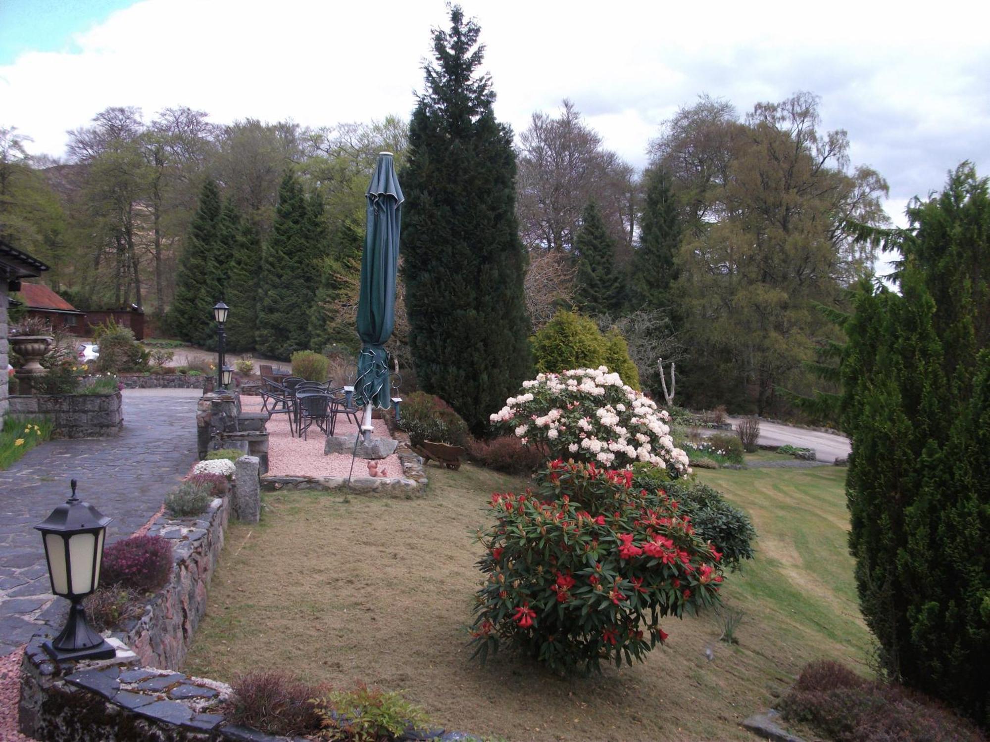 Glenspean Lodge Hotel Roybridge Esterno foto