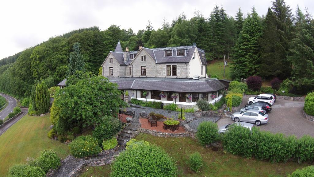 Glenspean Lodge Hotel Roybridge Esterno foto